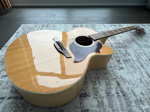 Takamine EG523SC Guitar with Hardcase - photo 5