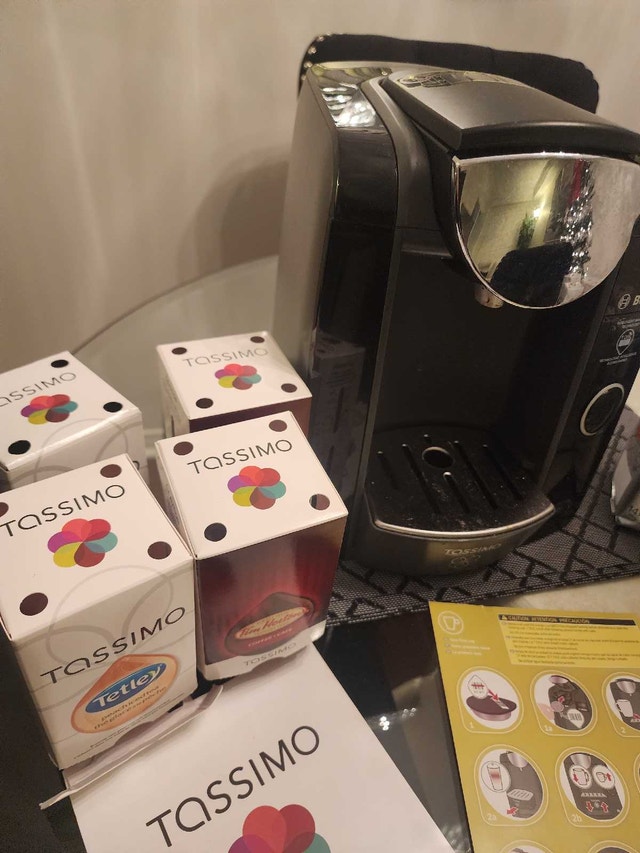 Bosch Tassimo Coffee Machine - photo 2