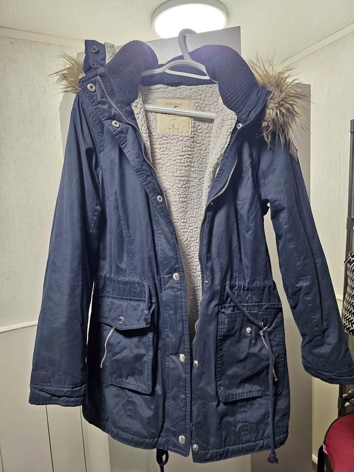Hollister Winter Jacket - Size L