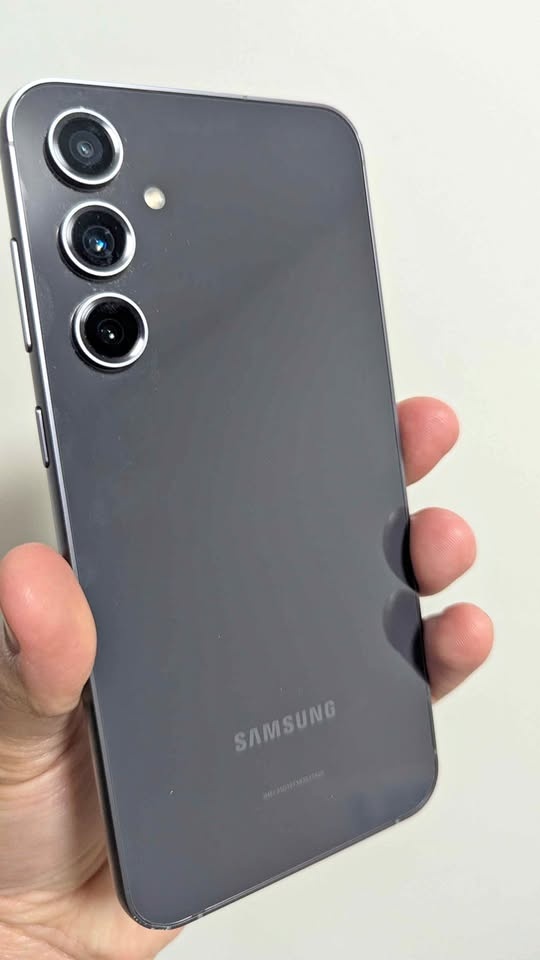 Samsung Galaxy S23 FE | 128 GB | Graphite 🥕