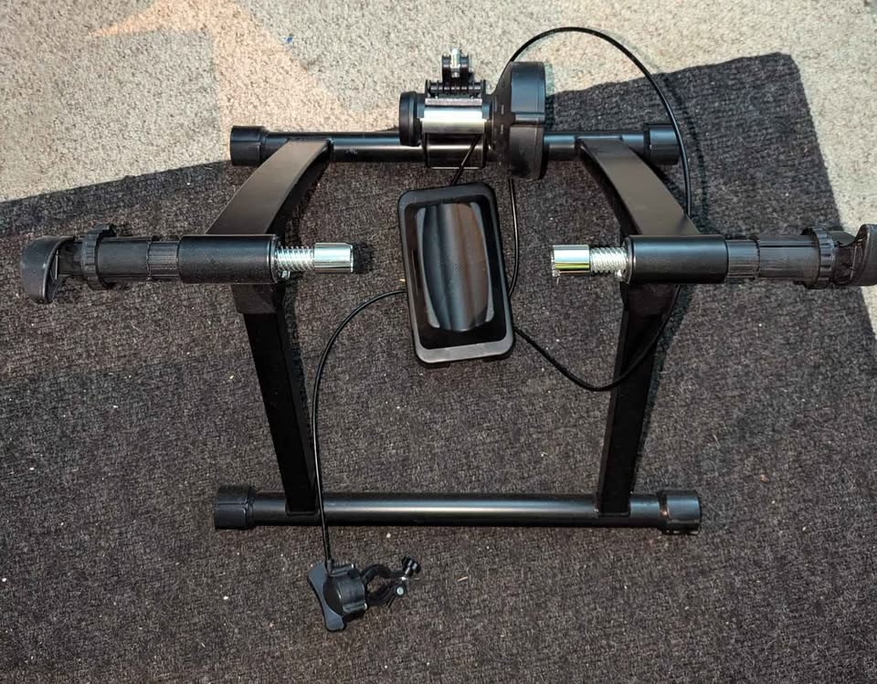 Indoor bike trainer - photo 2