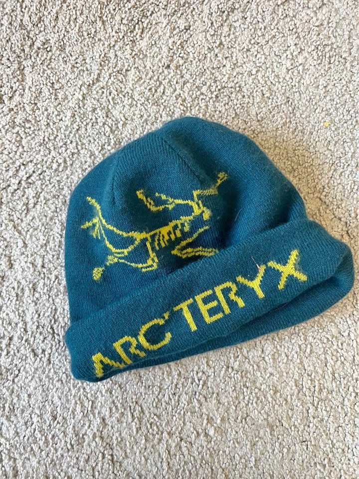 ARC TERYX beanie