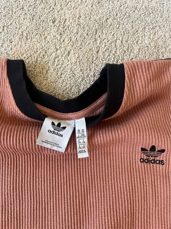 Vintage Adidas salmon coloured sweater - photo 3
