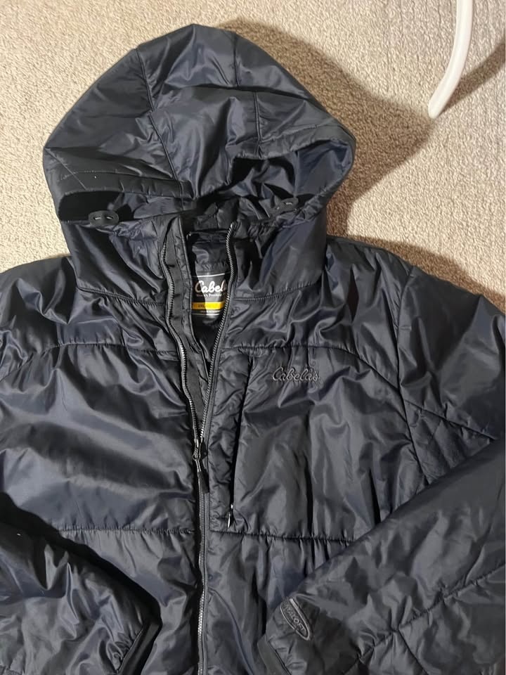 Black Cabela's Puffer Jacket - photo 2