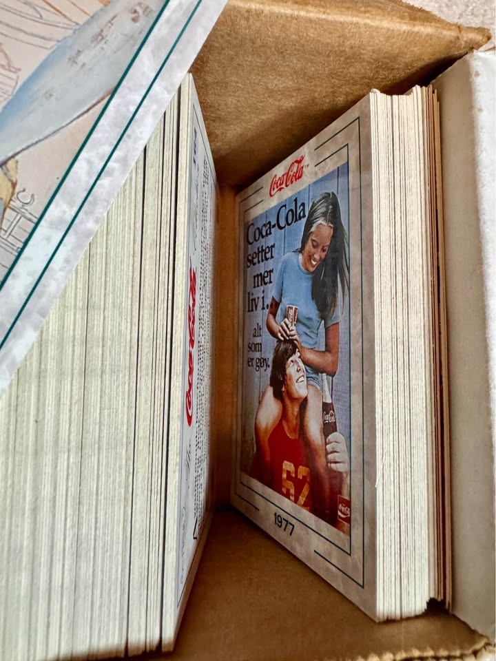 Over 500 Pepsi & Coca Cola Collector Trading Cards - photo 3