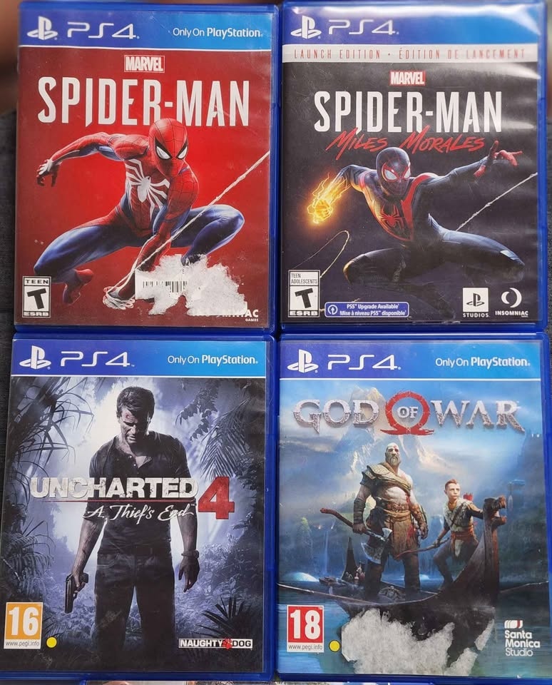 Ps4 with 2 controllers, Vr, motion controllers, camera and 12 ga - photo 5