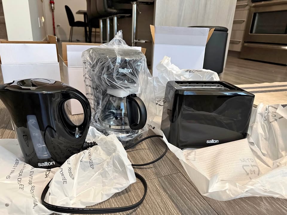 Salton: Kettle, Coffee Maker, Toaster SET 🥕