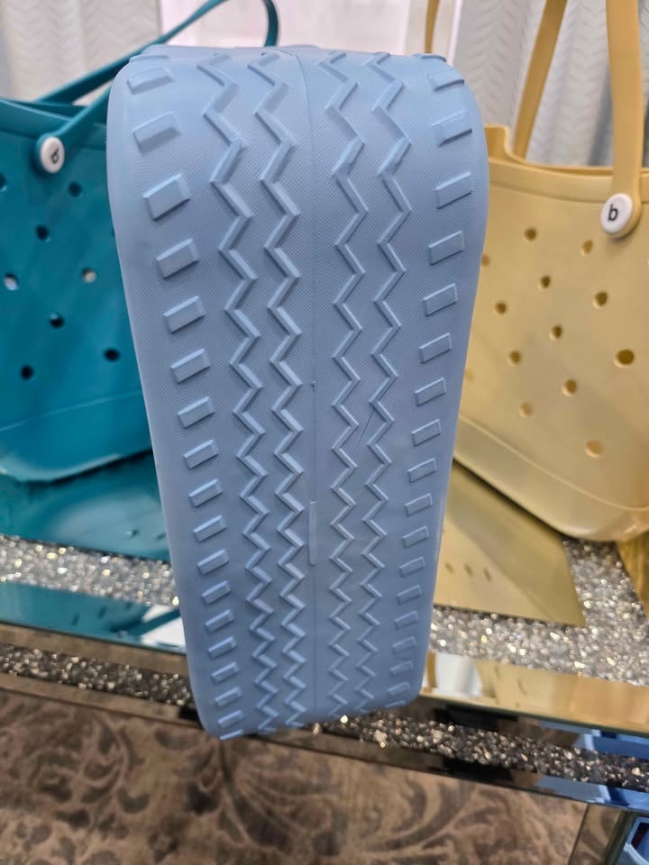 Rubber beach Tote Bag - photo 4