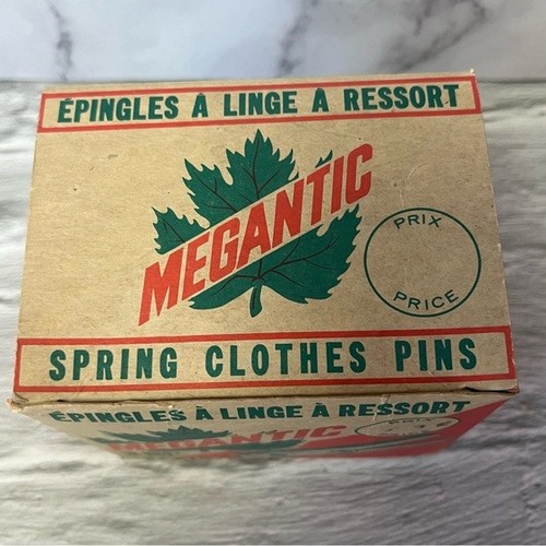 Vintage Megantic Spring Clothes Pins Original Box 3 Dozen + 4 - photo 4