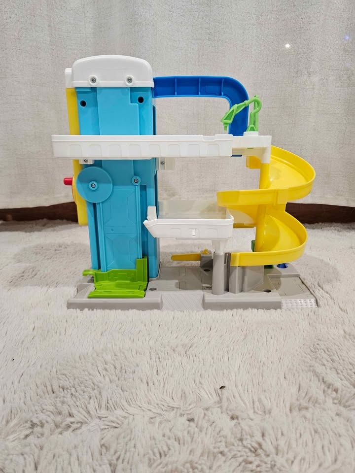 Fisher-Price Little People Spiral Ramp Parking Garage - photo 2