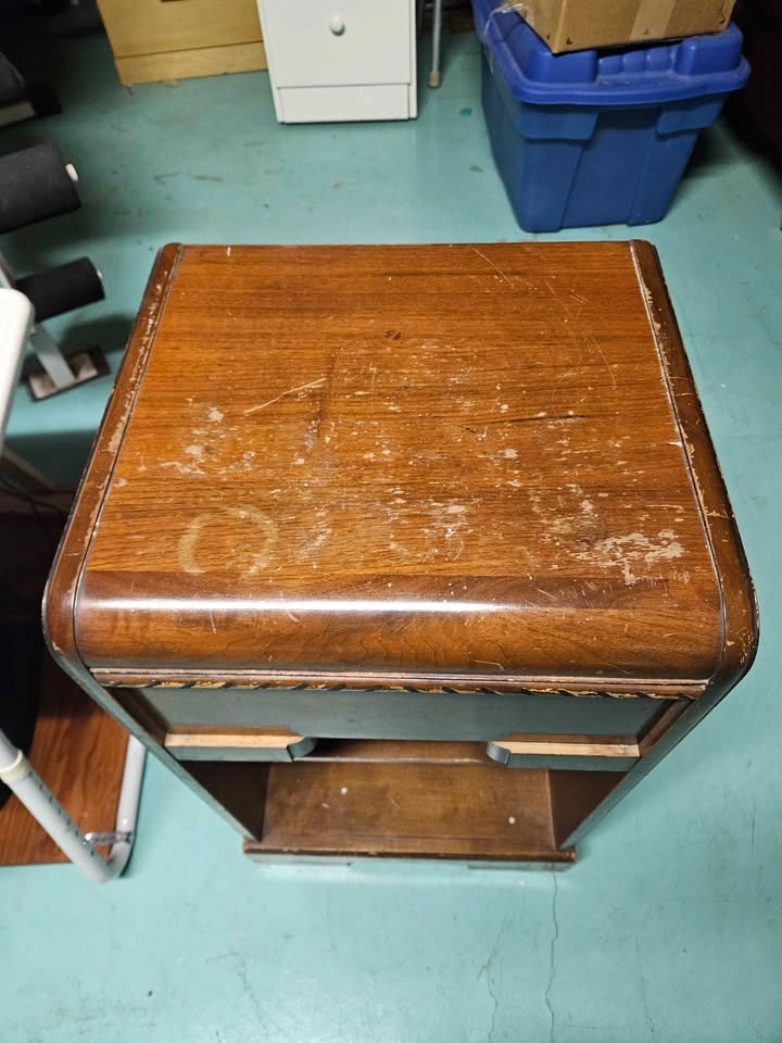 Wooden side table 🥕 - photo 2