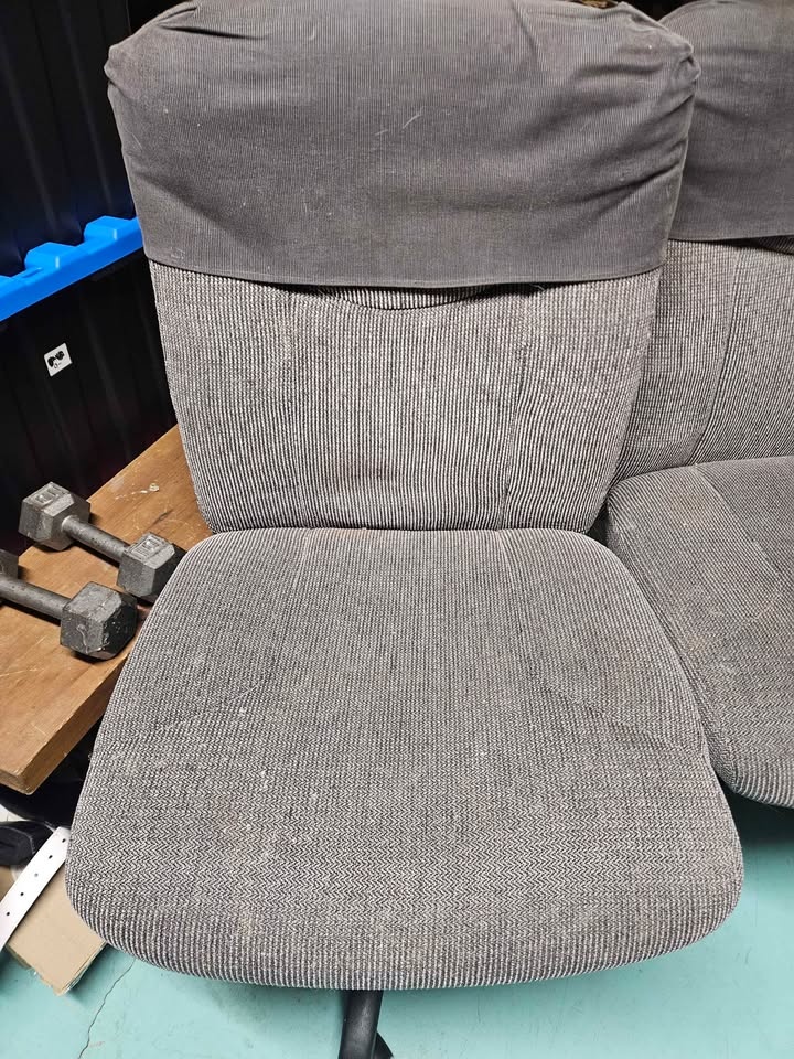 Office chairs - photo 4