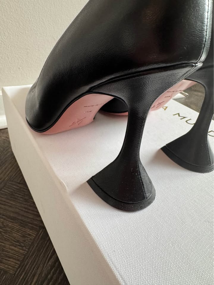 🔥 Amina Muaddi | Size 5.5 Ami Black Pump Heels - photo 4