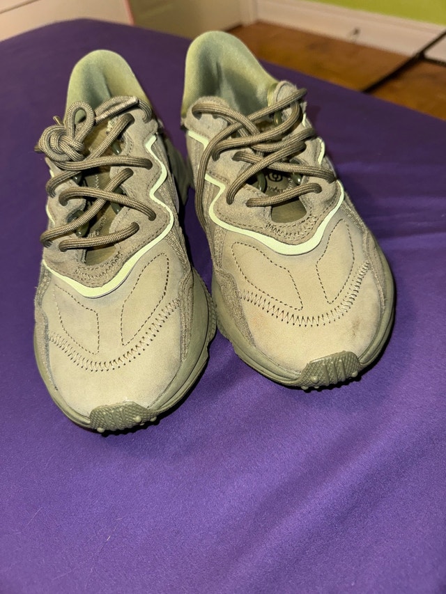 Adidas Ozweego Shoes, Olive Green (US 6 Women’s, US 5 Men) - photo 3