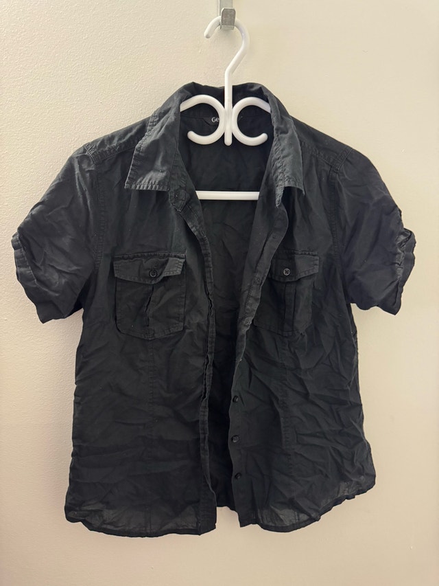George Short Sleeve Button Up Shirt (Boys Size M or Men’s XS)