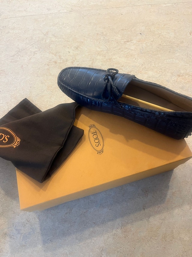 Tod's Croc-Embossed Leather Loafer - photo 2