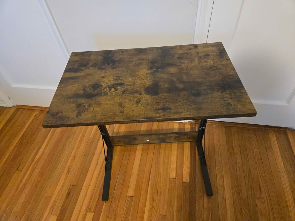 Tatub 24” Folding C-Shaped End Table – Rustic Brown - photo 2