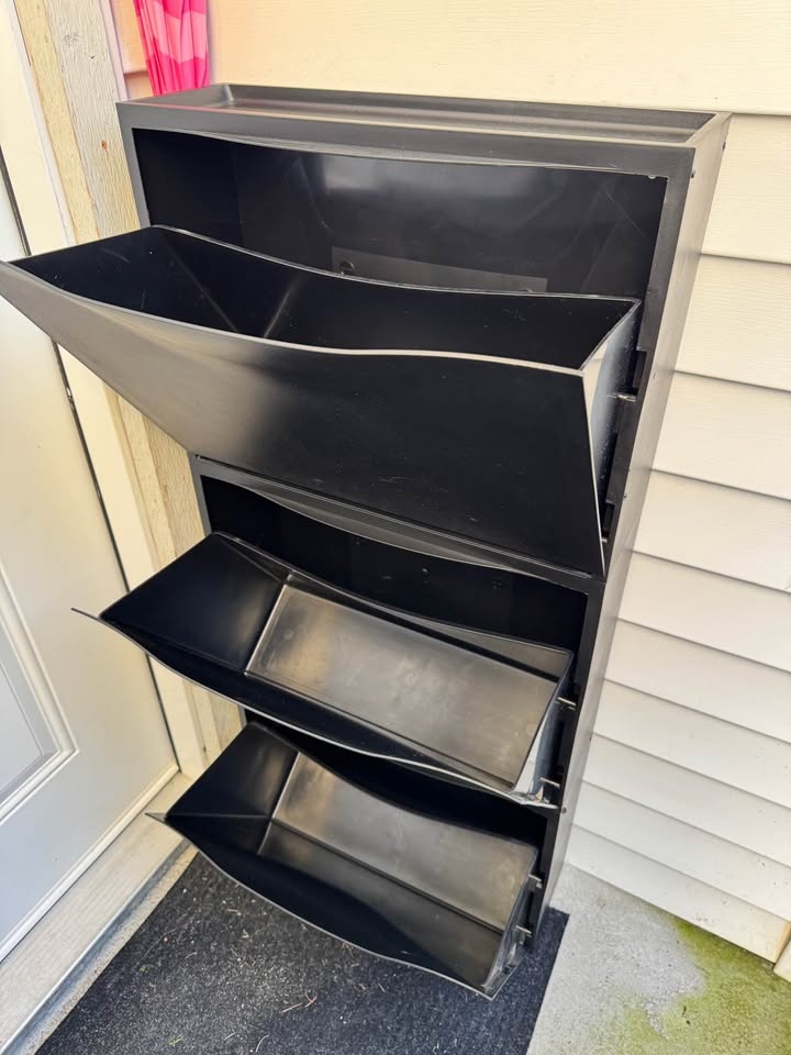 IKEA Trones shoe storage/cabinet - photo 2