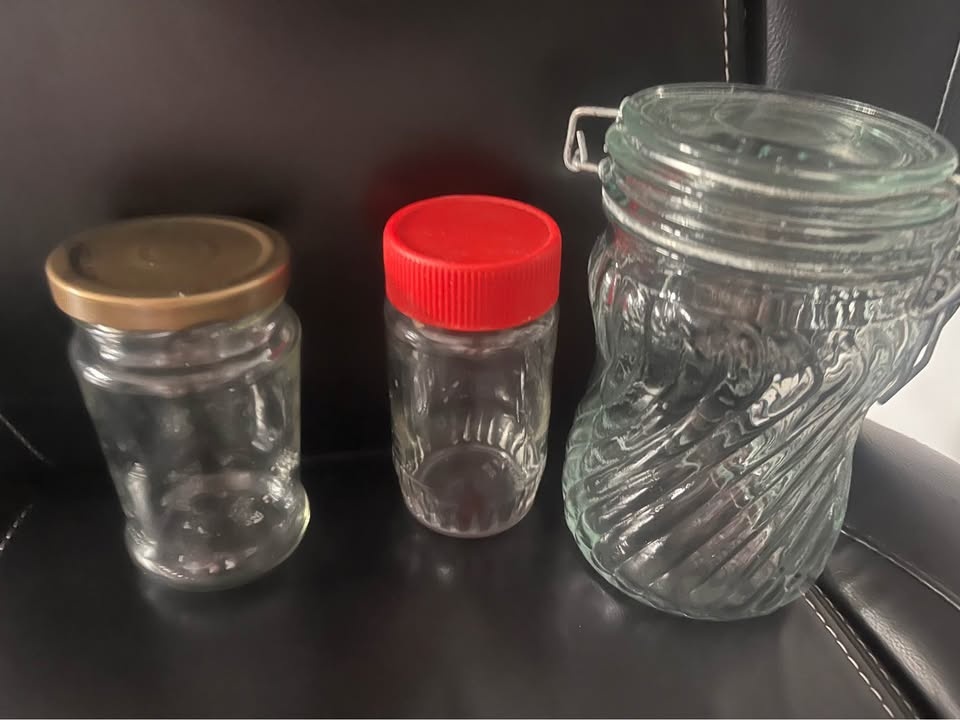 Free Glass & Plastic Coffee Containers & Stanley Cup - photo 3