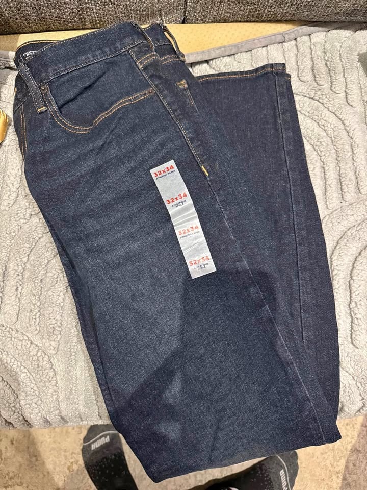 Men Old Navy jeans athletic Taper size 32x34 Dark denim
