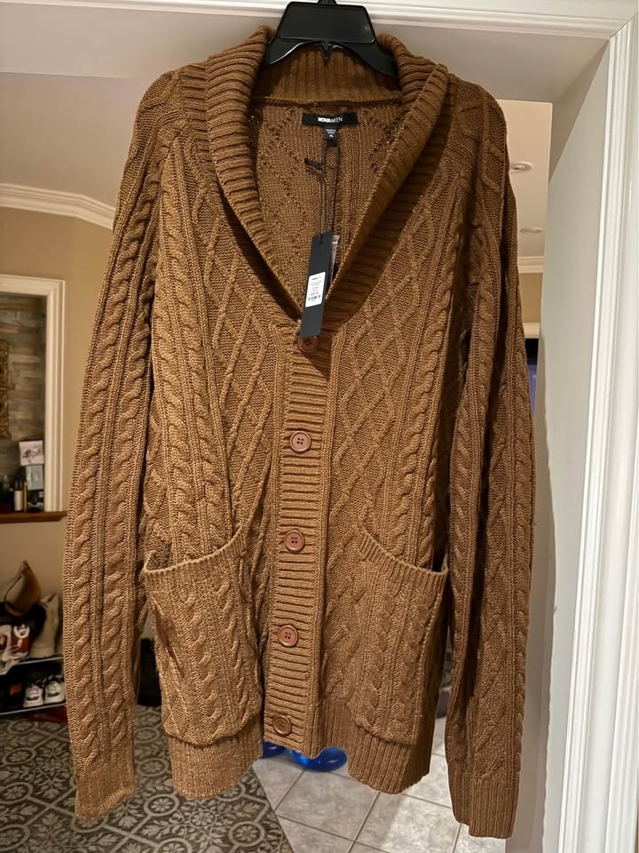 chocolate brown men’s cableNet button up sweater - photo 2