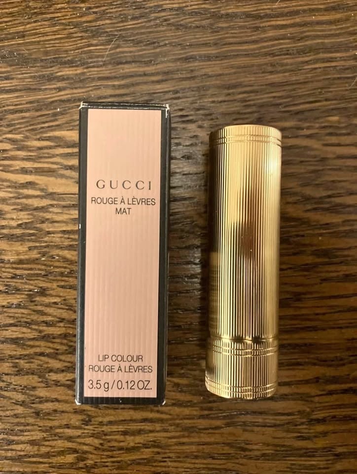 Gucci lipstic