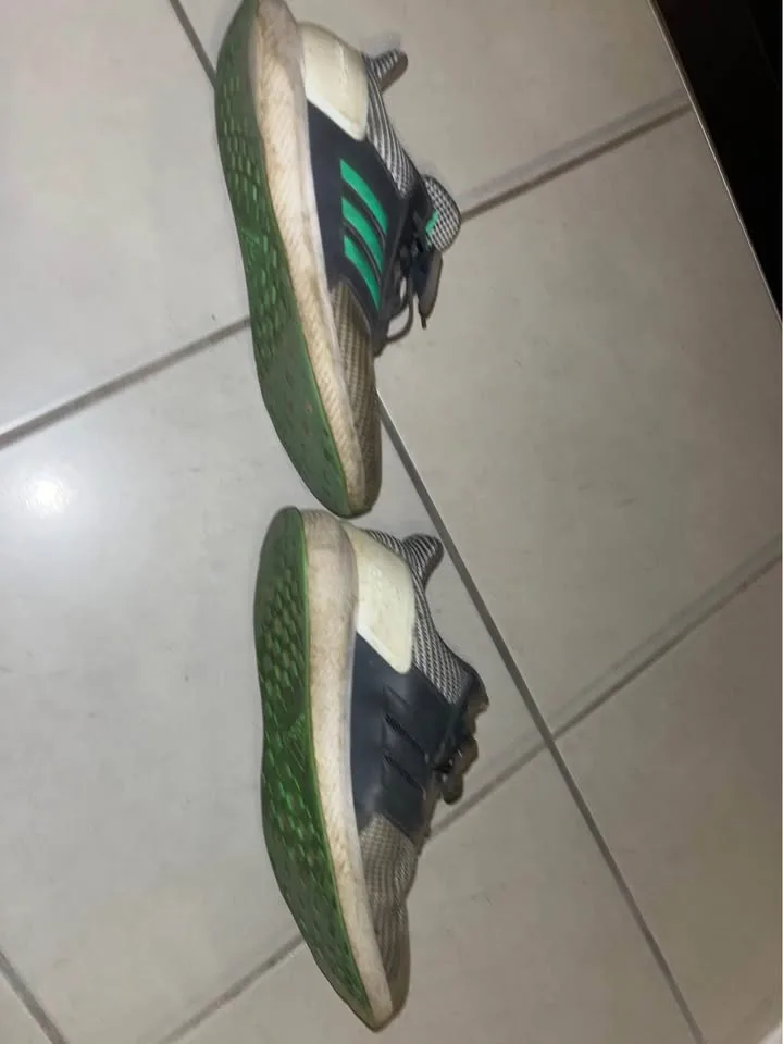 Adidas PureBoost DPR Youth Size 6 image indicator(4)