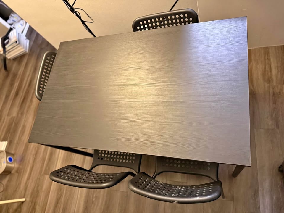 Dining Table + 4 Chairs – Great Condition!