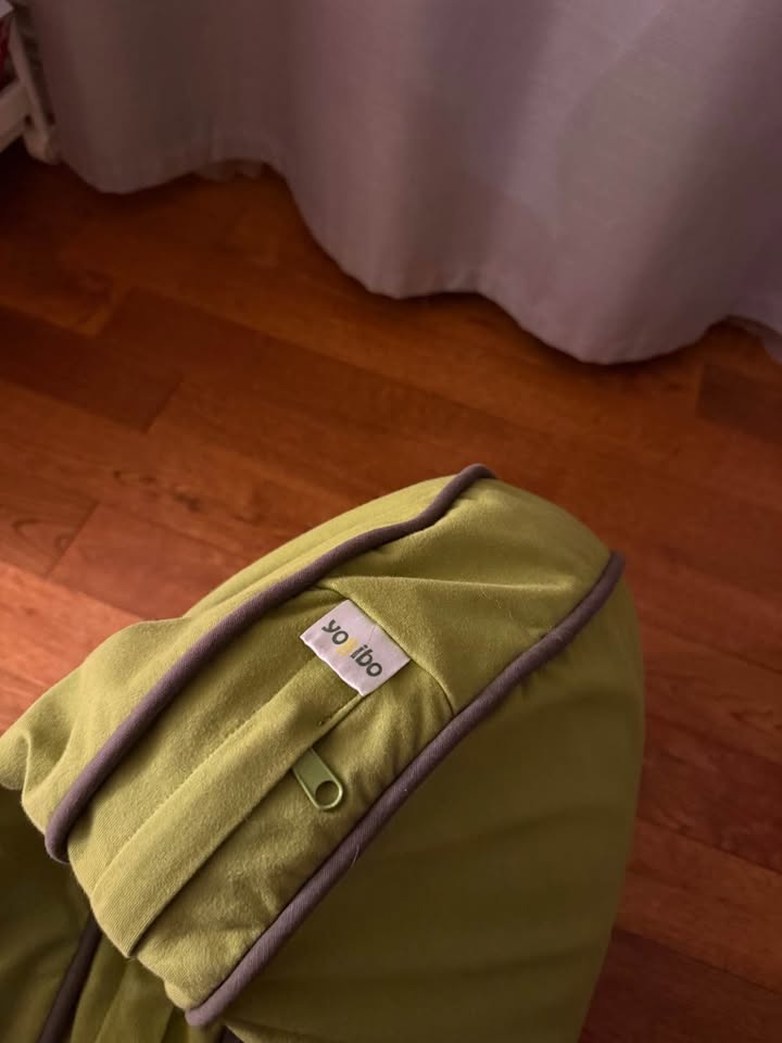Yogibo Green Bean Bag Cusion - photo 2