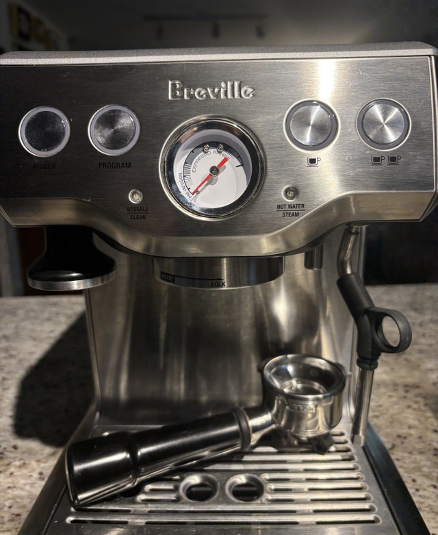 Breville Espresso Machine with Infuser (BES840XL)
