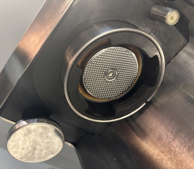 Breville Espresso Machine with Infuser (BES840XL) - photo 3