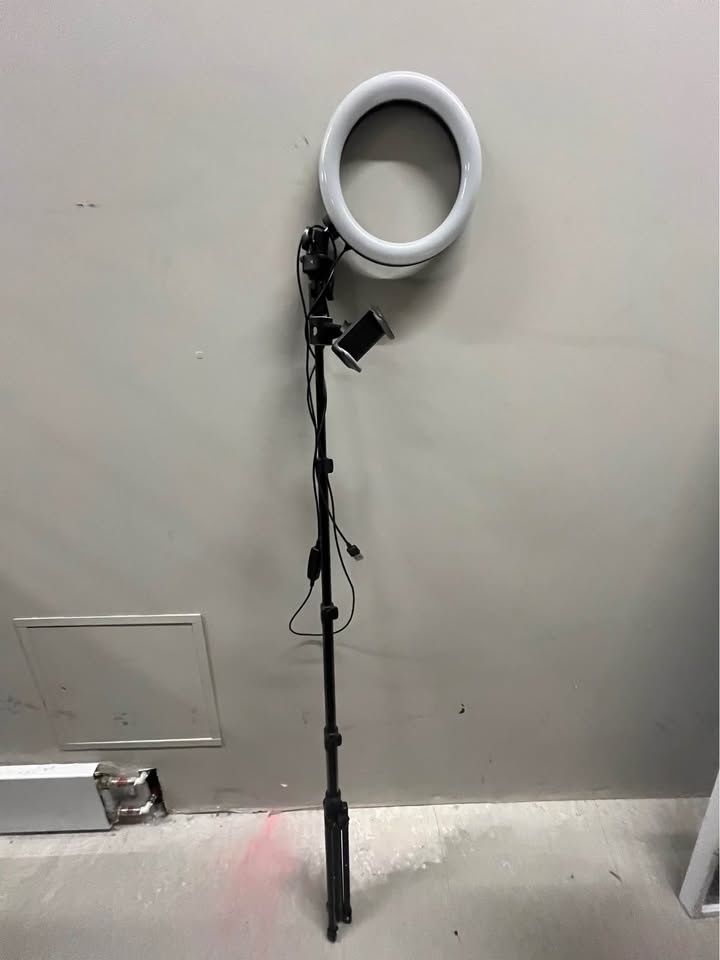 Ring Light with stand tripod - photo 2