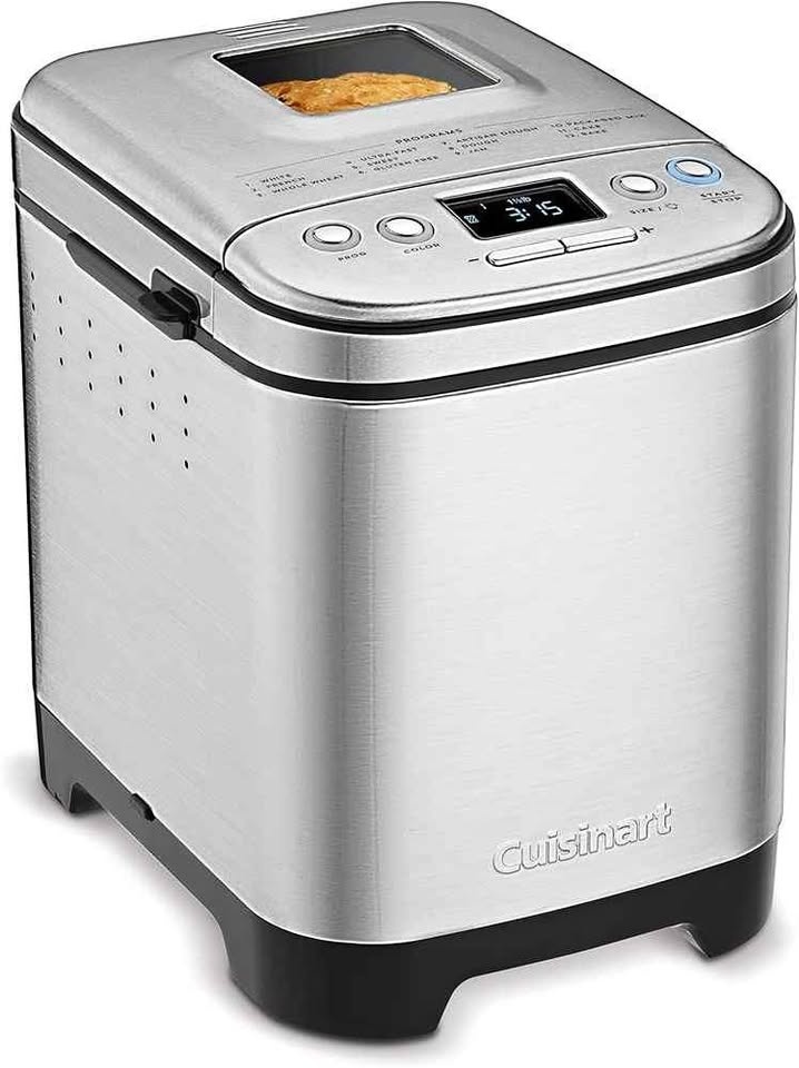 Cuisinart Bread Maker - 12 Programs - Like New