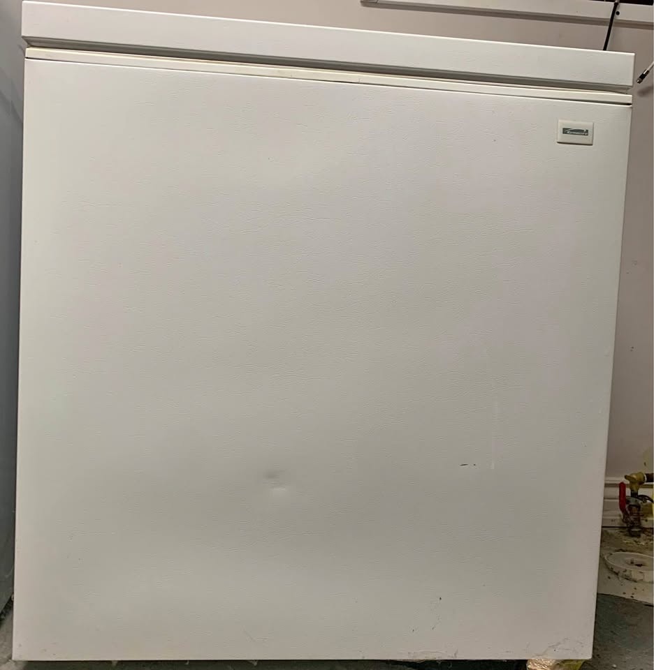 Kenmore Chest Freezer with Removable Basket