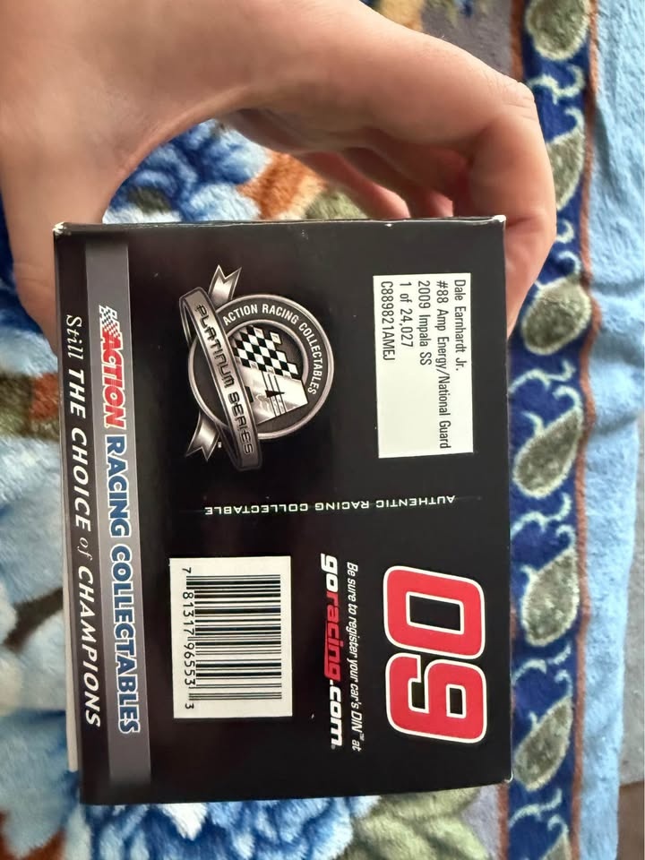 Dale Jr Diecast - photo 3