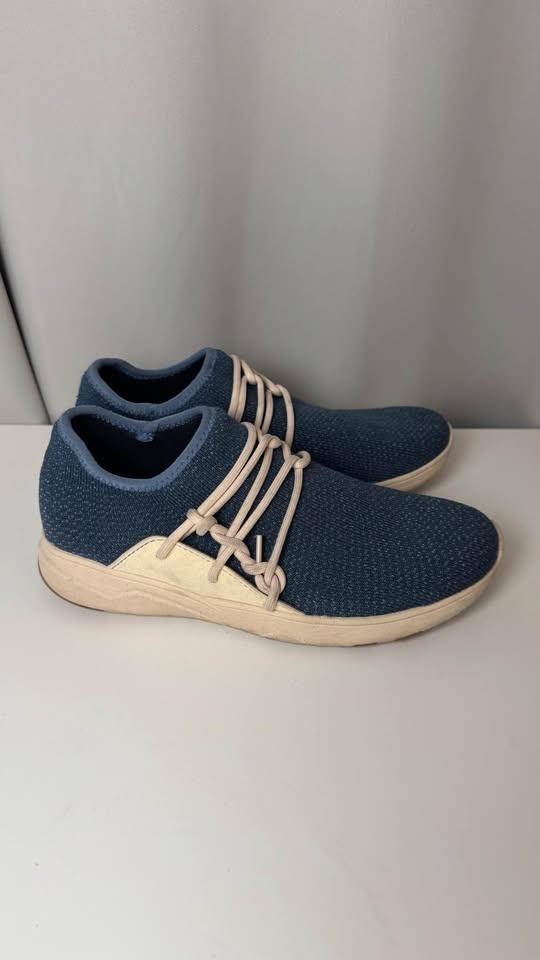 Women’s Vessi Cityscape size 7 - photo 3