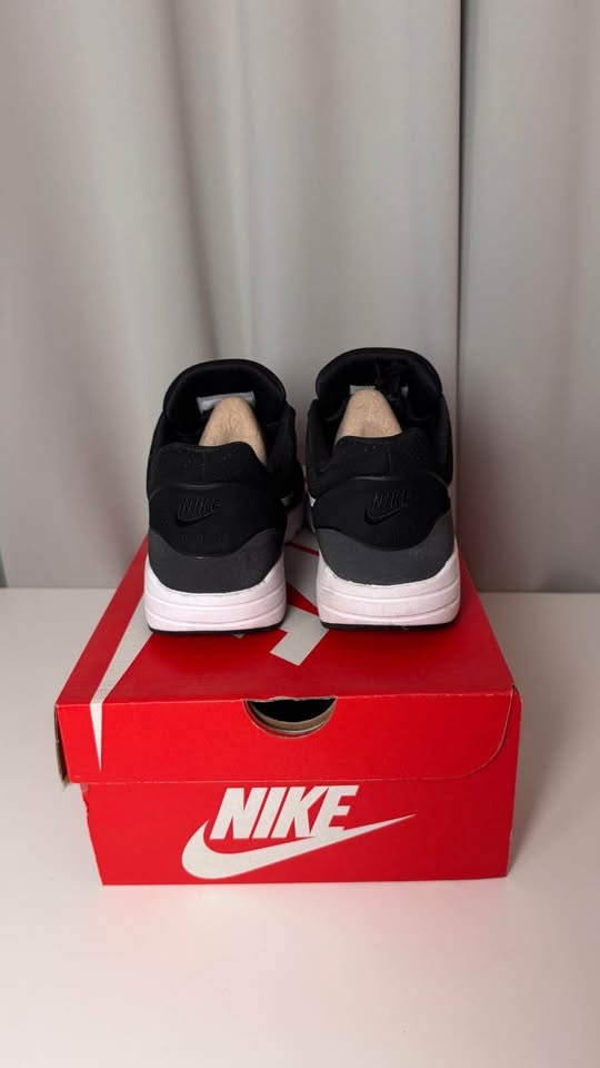 Nike Wmn’s Air Max 1 Ultra Moire 'Black' - photo 3