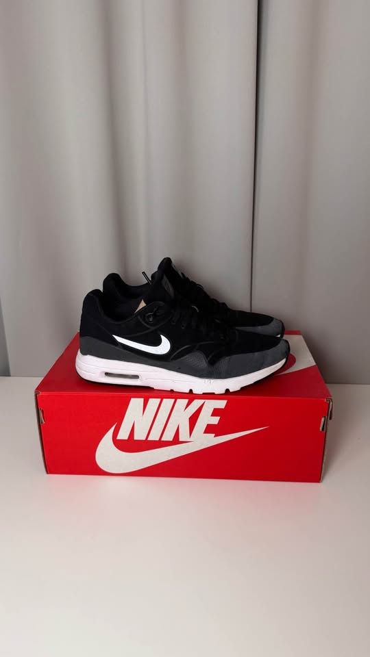 Nike Wmn’s Air Max 1 Ultra Moire 'Black' - photo 4