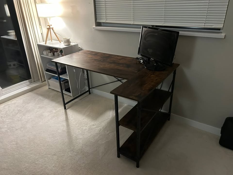 Corner Desk and Office Chair - photo 2