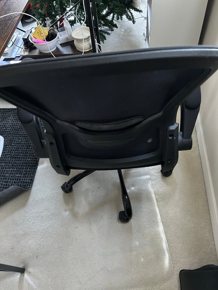 Corner Desk and Office Chair - photo 5