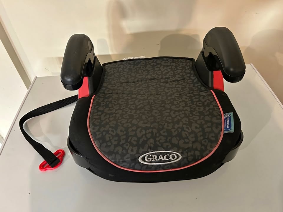 Graco Backless Booster Car Seat