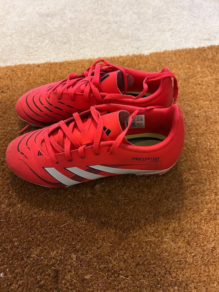adidas Kids Predator Soccer Cleats - Size 3 1/2 - photo 2