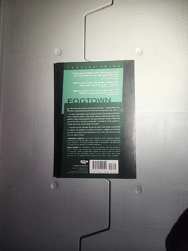 Fogtown (DC Comics October 2011) - photo 2