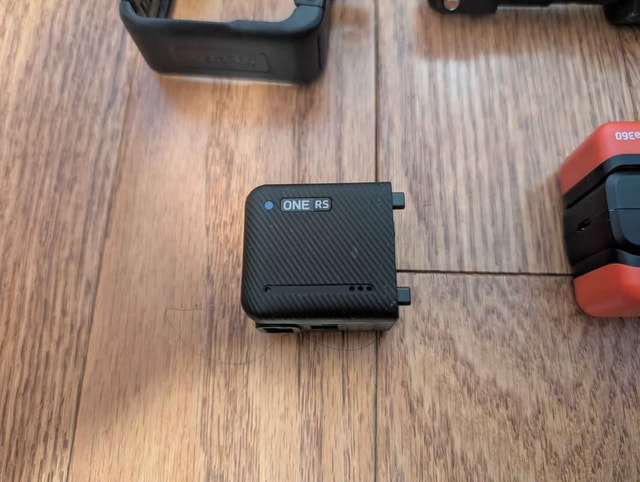 Insta360 ONE RS Twin Edition Bundle - photo 3