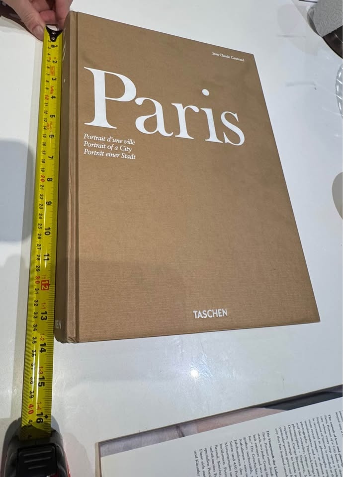 Paris – TASCHEN Photography Book - photo 2