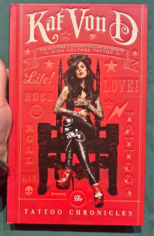 Kat Von D – The Tattoo Chronicles (Hardcover, Art & Tattoo Book)