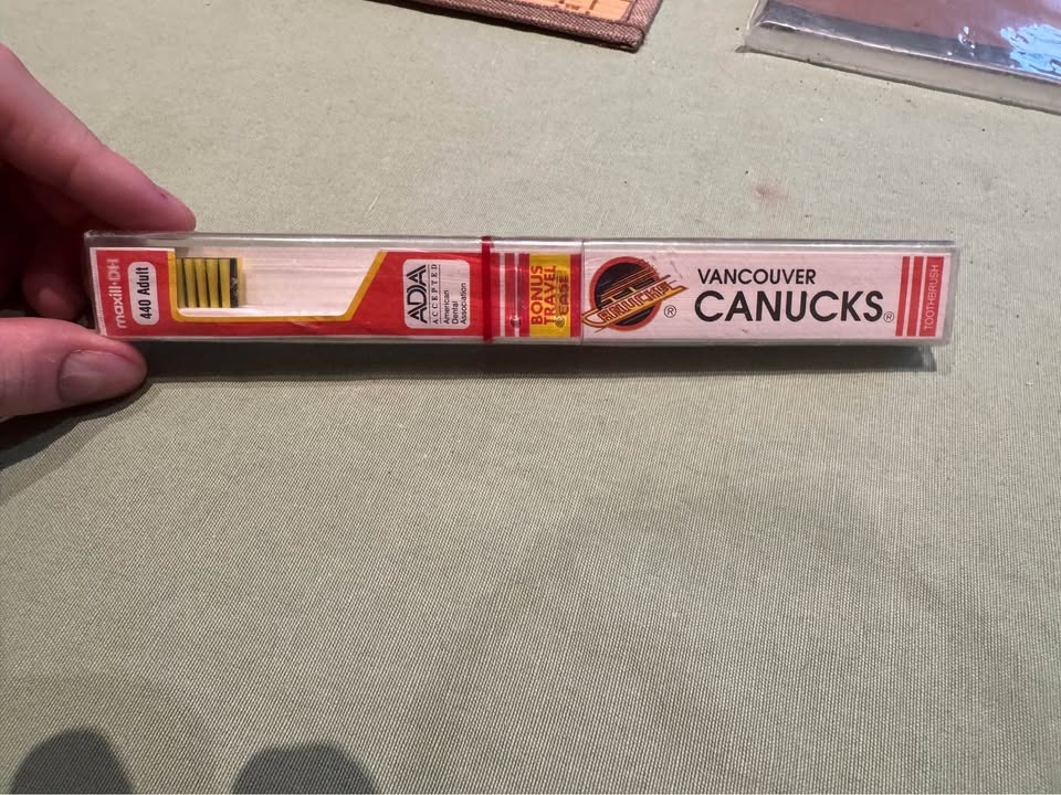 Vancouver Sports Collectors Bundle - photo 3