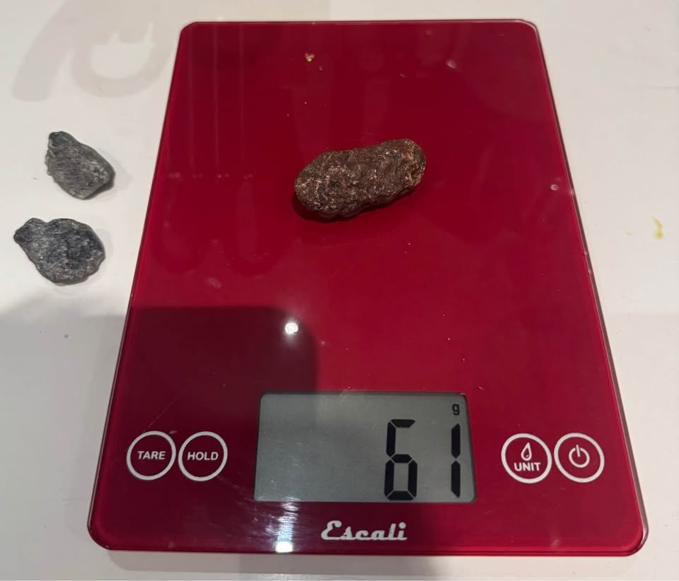 Natural Mineral Specimens – Non-Magnetic (3 pcs) - photo 3
