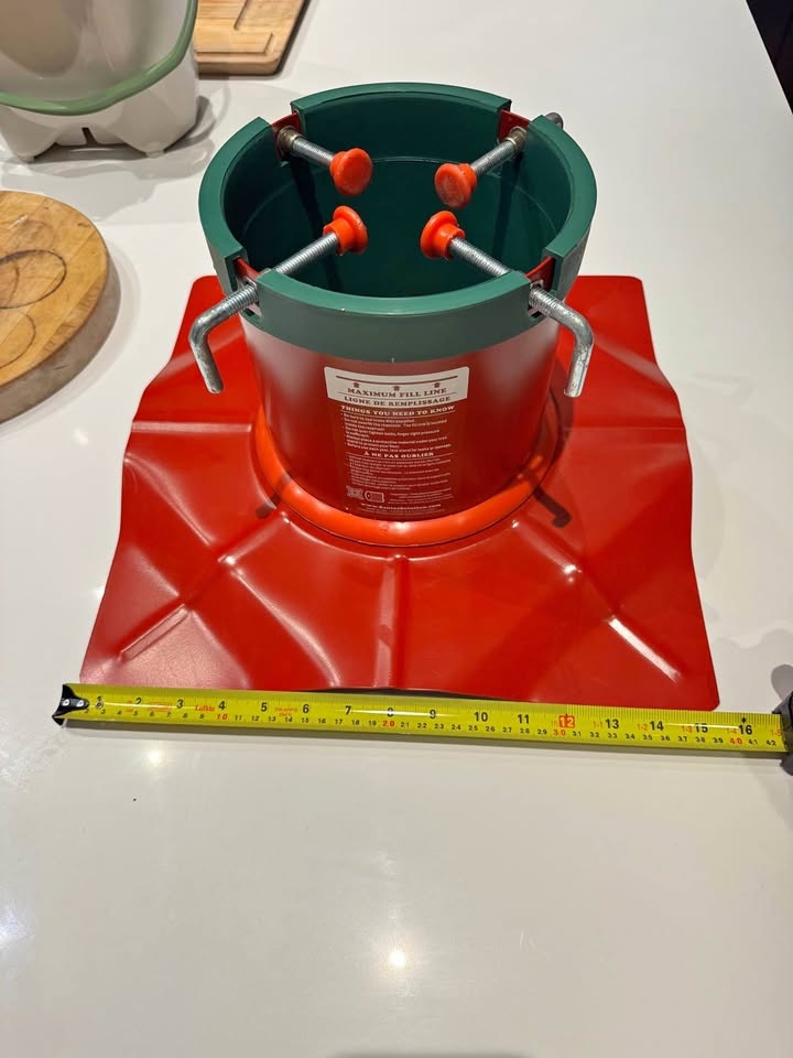 Heavy-Duty Christmas Tree Stand