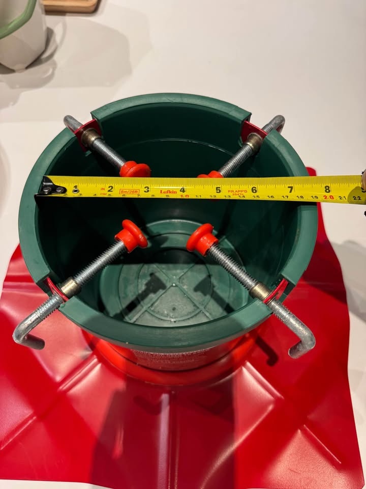 Heavy-Duty Christmas Tree Stand - photo 4